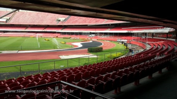 Estadio Cicero Pompeu de Toledo