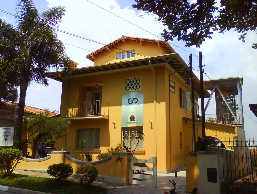 Casa Guilherme de Almeida, museu que celebra a vida e a obra do poeta Guilherme de Almeida em São Paulo