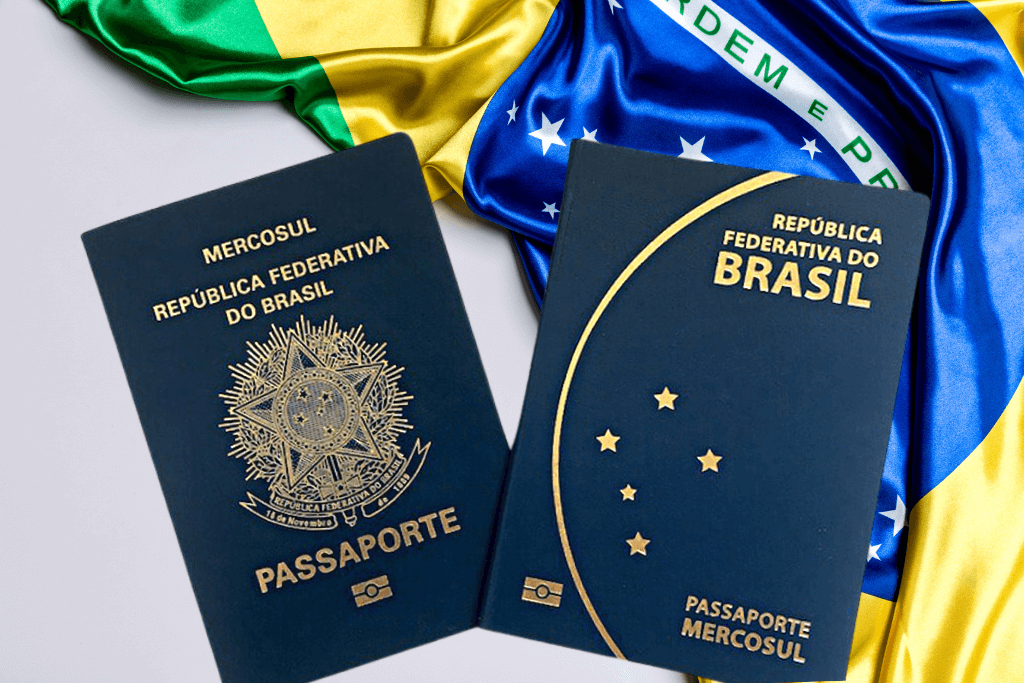 Pessoa preenchendo formulário para solicitação de passaporte