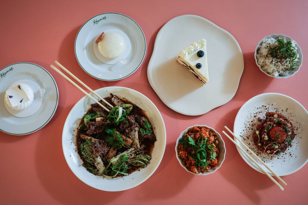 Cultura sul-coreana em São Paulo com ênfase em K-pop e gastronomia