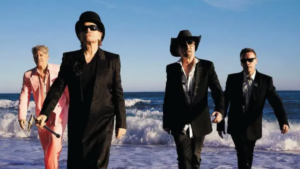 Banda U2 se apresentando ao vivo em um estádio
